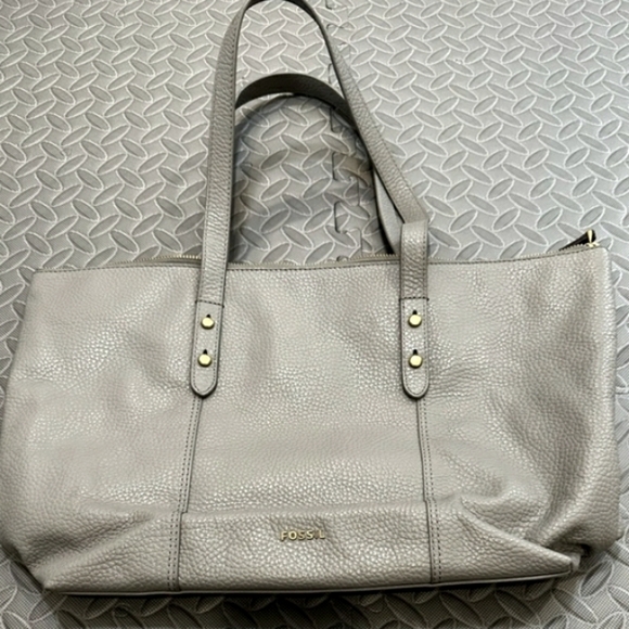 Fossil Handbags - Fossil Grey Leather purse